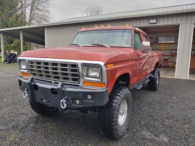 1978 Ford F-250 Crew Cab 4x4 11.jpg