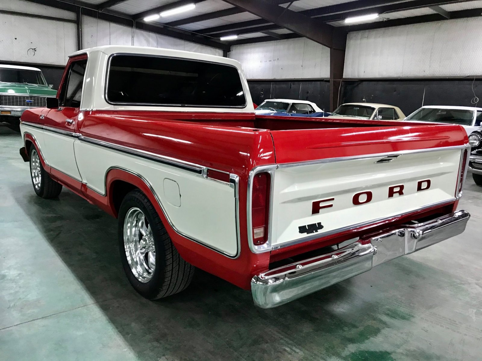 1978 Ford F100 Short-Wheelbase Pickup 351M V8 3.jpg