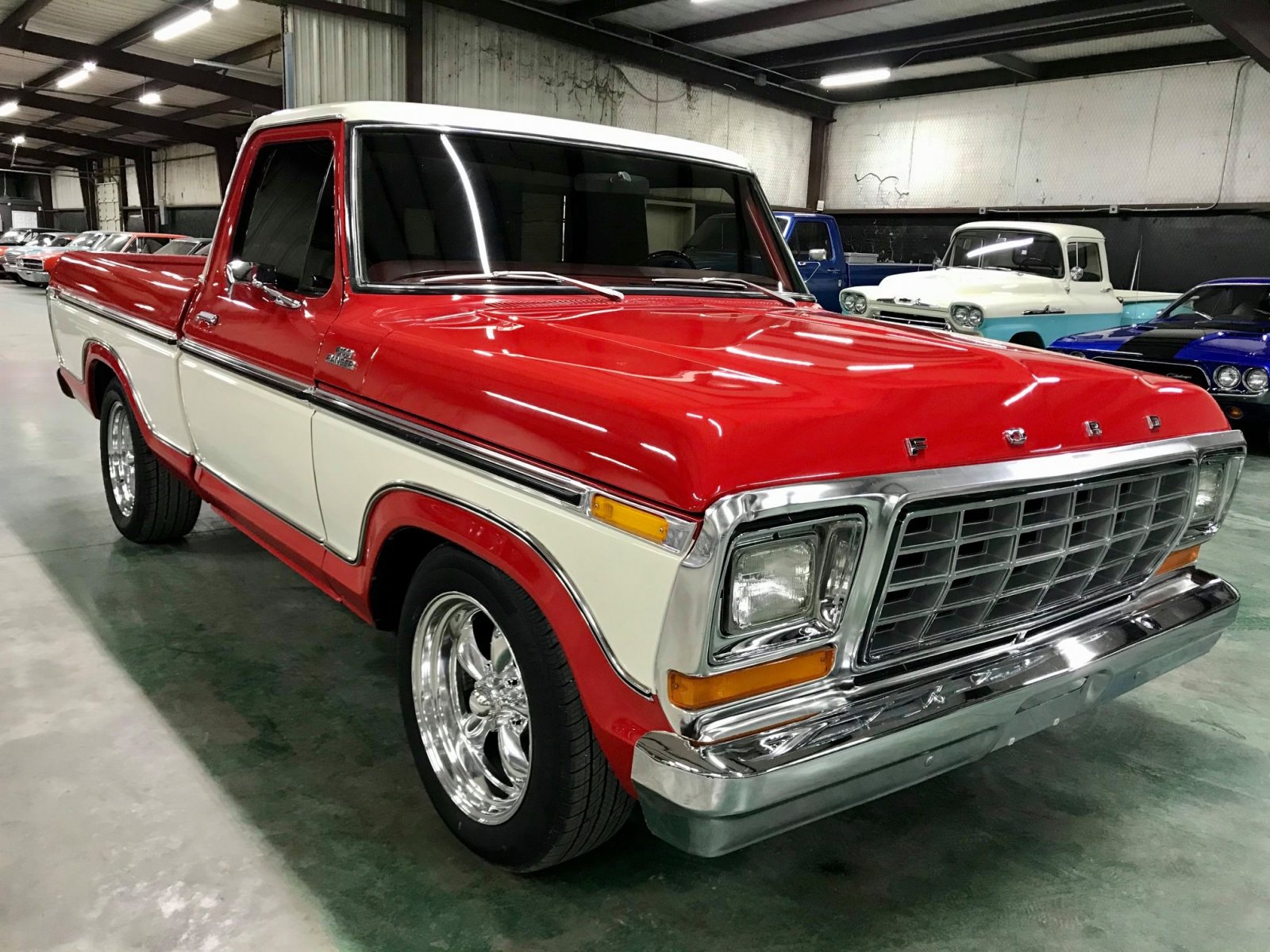 1978 Ford F100 Short-Wheelbase Pickup 351M V8 5.jpg