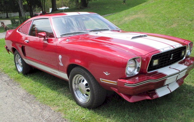 1978 Ford Mustang II Hatchback Red Fire 2.jpg