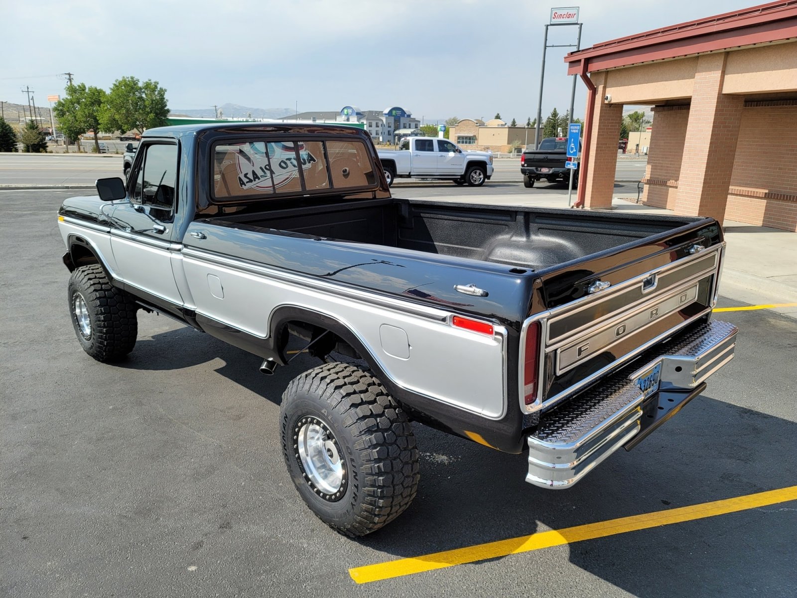 1978 Ford Truck F-250 With a 460 Engine 3.jpg