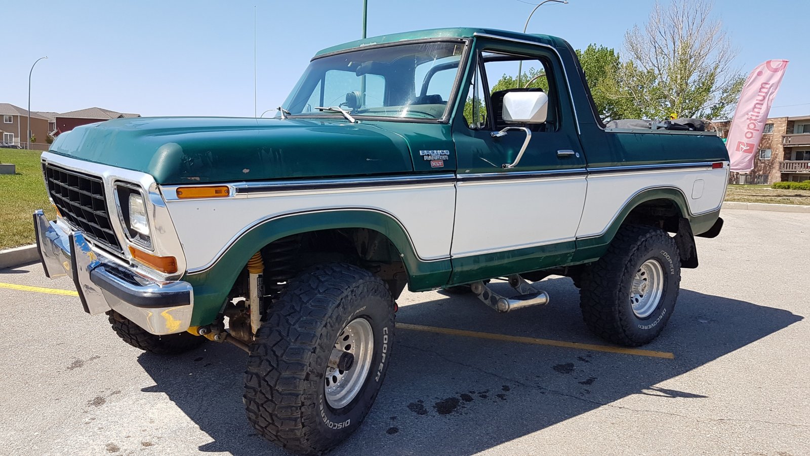 1979 Ford Bronco With a 400 Engine 10.jpg