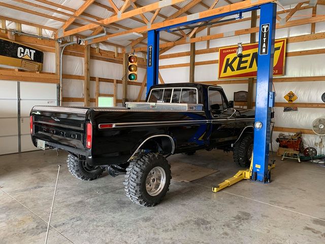 1979 Ford F250 Build 460 On Boggers  7.jpg