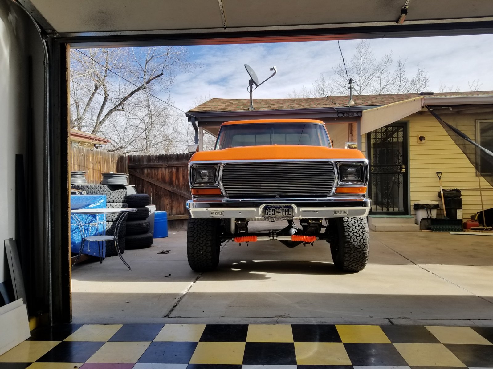1979 Ford F250 Truck Has A 460ci With A C6 Transmission 3.jpg