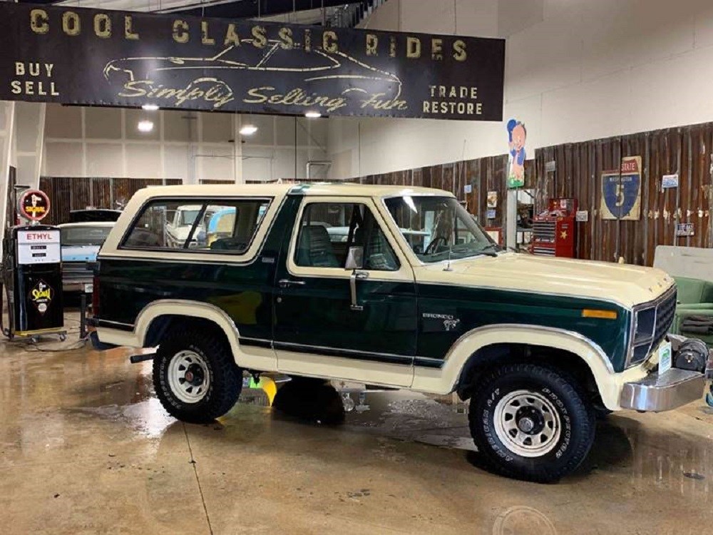 1980-Ford-Bronco-8.jpg