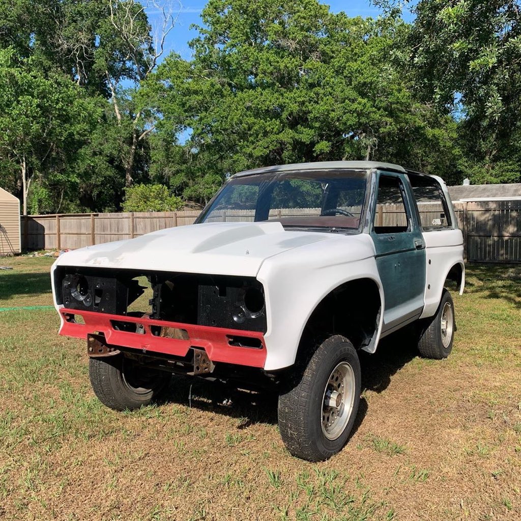 1989 Ford Bronco II Prerunner Build 6.jpg