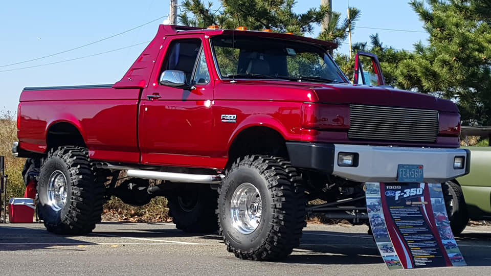 1989 Ford F-350. 408 Stroker small block. 39.5 inch Boggers 3.jpg