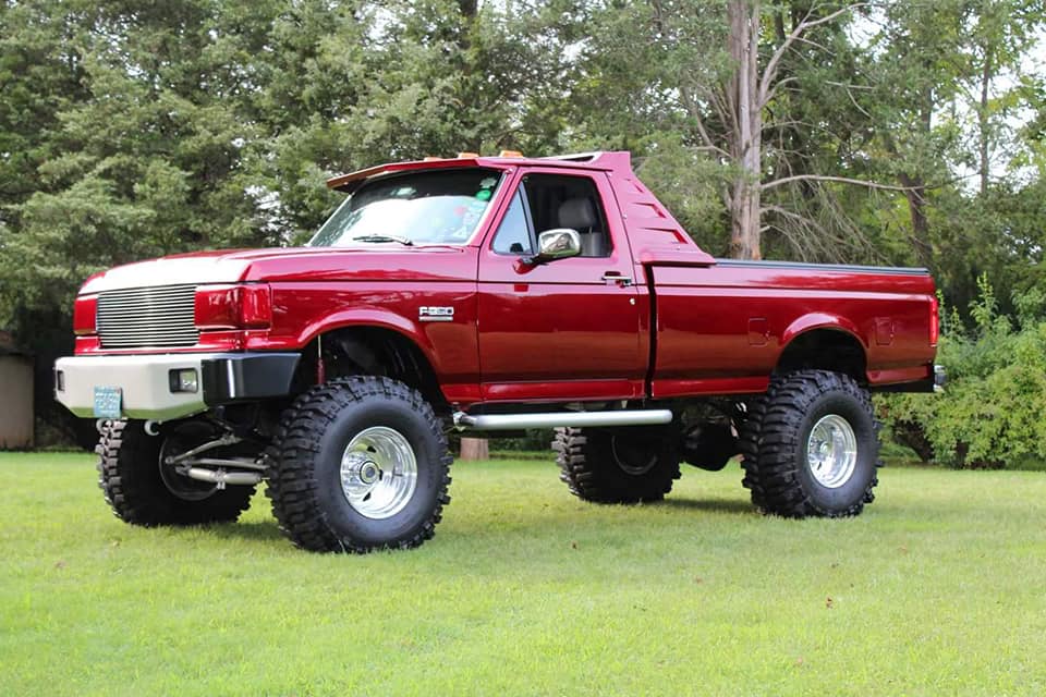 1989 Ford F-350. 408 Stroker small block. 39.5 inch Boggers..jpg