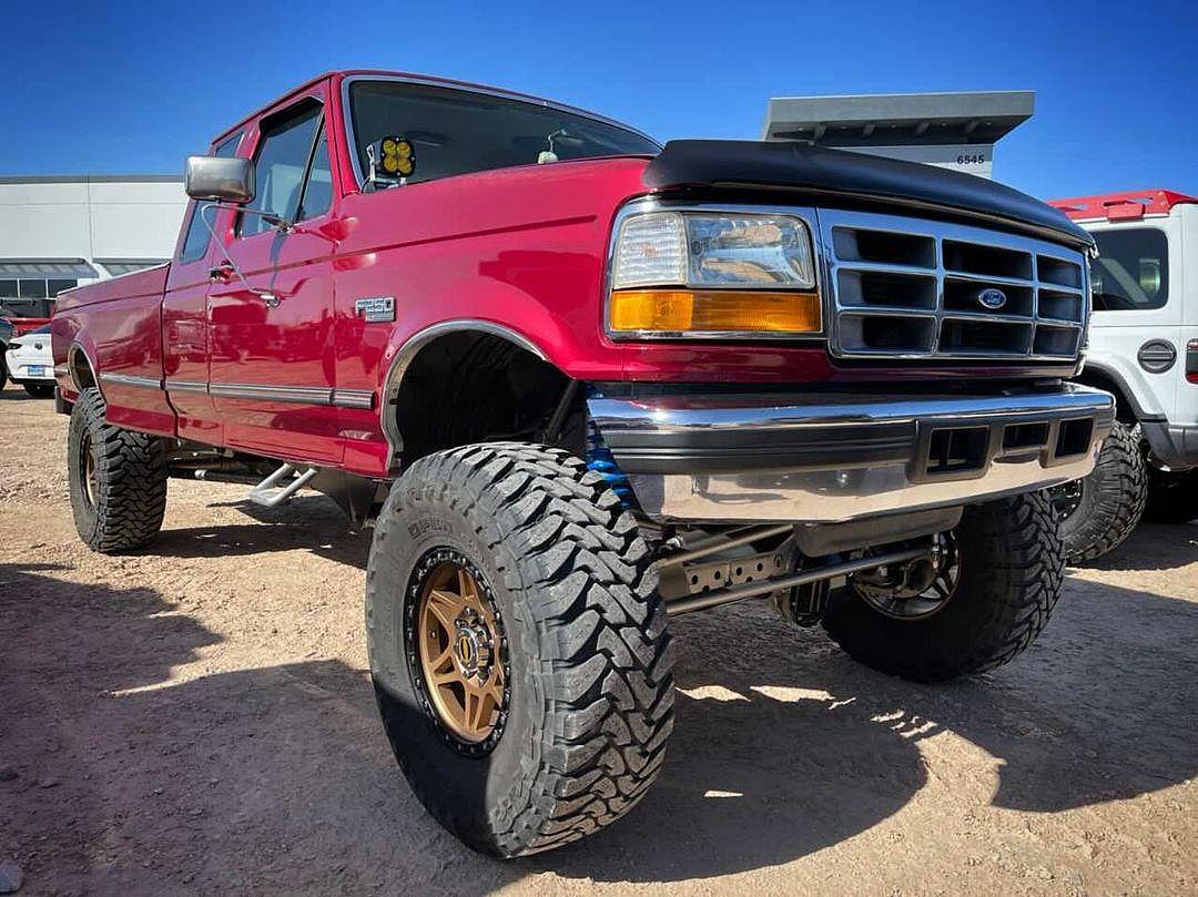 1995 Ford F-250 7.3L Powerstroke Diesel 4x4 4.jpg