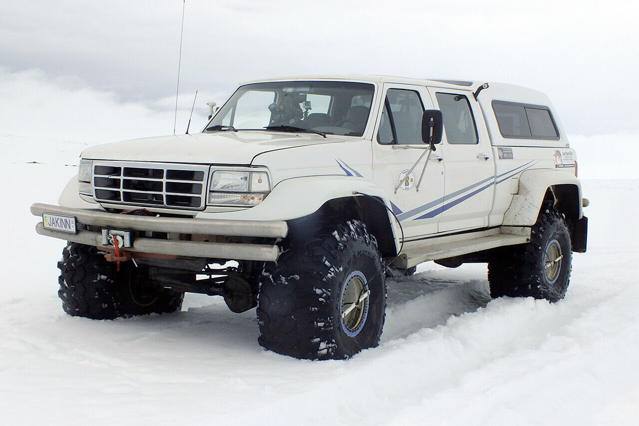 1997 Ford F-250 Crew Cab PowerStroke 7.3L V8 on 49-inch Tires 2.jpg