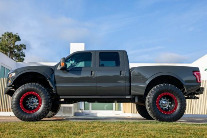 2016-Ford-F-250-Super-Duty-MegaRexx-003-728x485.jpg