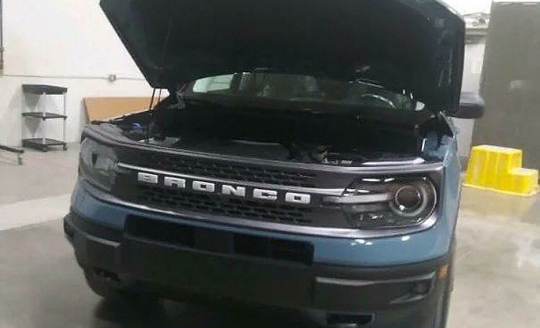 2021 Ford Bronco and Ford Bronco Sport LEAKED!  2.jpg