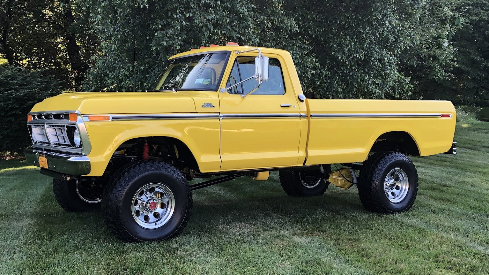 Big Yellow Ford F 250 Looks Ready To Impress Ford Daily Trucks