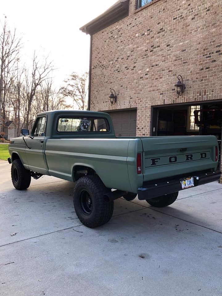 A STORY Of FORD F100 1972 1.jpg
