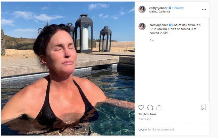 Caitlyn Jenner Is Flaunting Her New Body In A Bikini 2.jpg