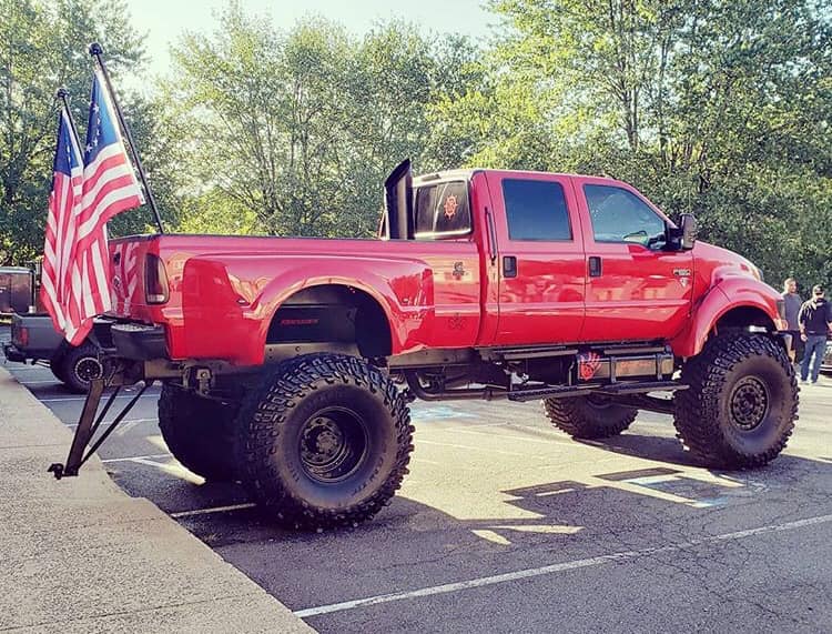 F-650 Riding On 54s Powered By A 5.9 Cummins+Allison 2.jpg