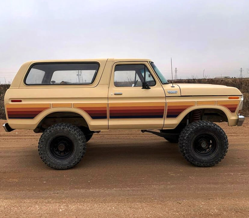 ford-bronco-1978-10.jpg