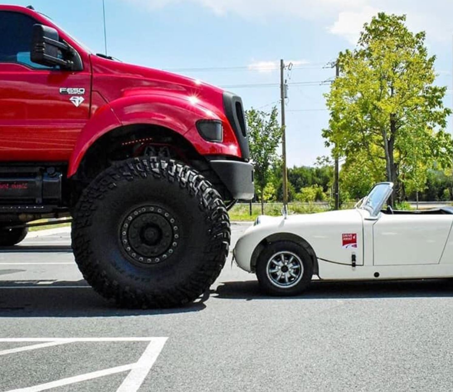 Ford F650 Riding On 54s 7.JPG