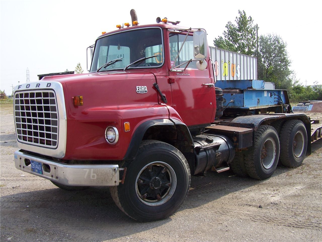 Ford L-350 Based on the LS series Louisville 7.jpg