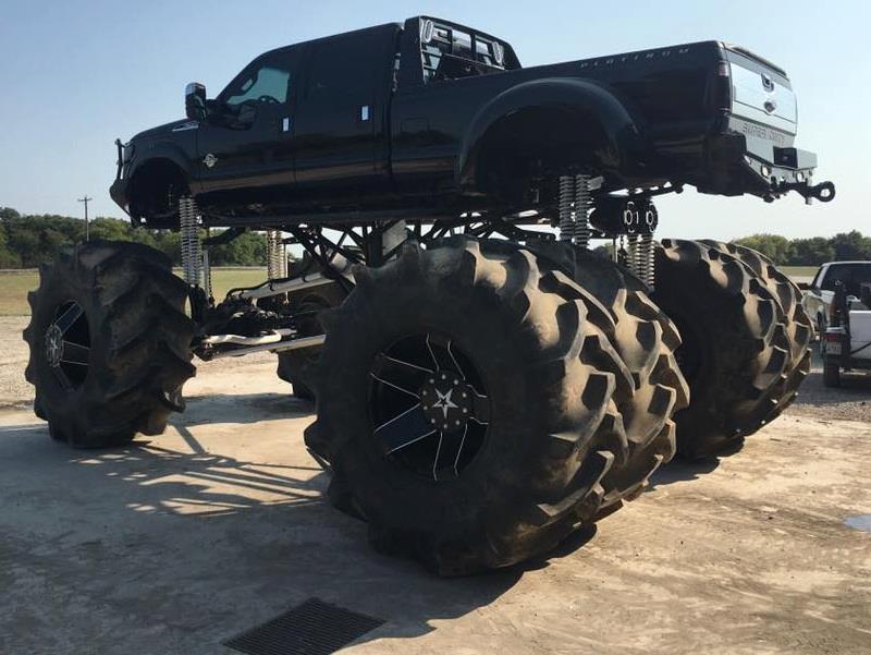 Ford Monster Dually That Broke The Internet 4.jpg