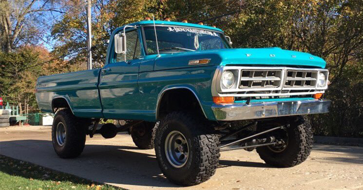 Ford Swiss Aqua 1972 F100 With a 390ci .jpg