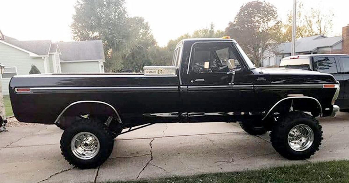 Gorgeous Black Ford 1979 F-250 Build 460 4-inch Lift On Boggers.jpg