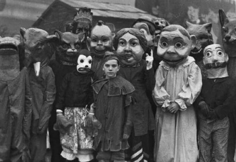hallowe-768x529.jpg