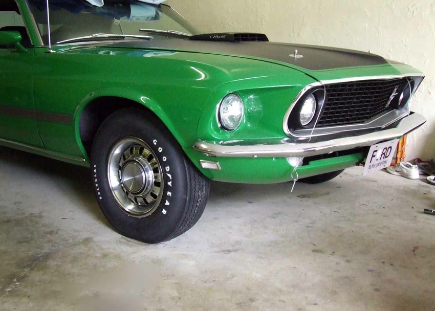 Poppy Green 1969 Mustang Mach 1 Fastback With Super Cobra Jet 2.jpg