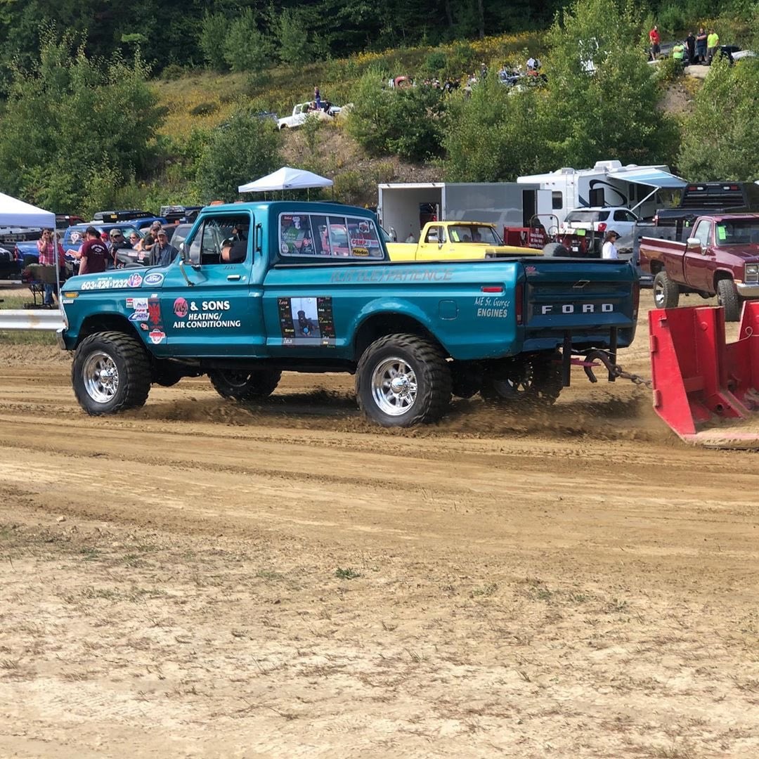 Pull Truck 1978 F-250 With a 460 Big Block 2.jpg