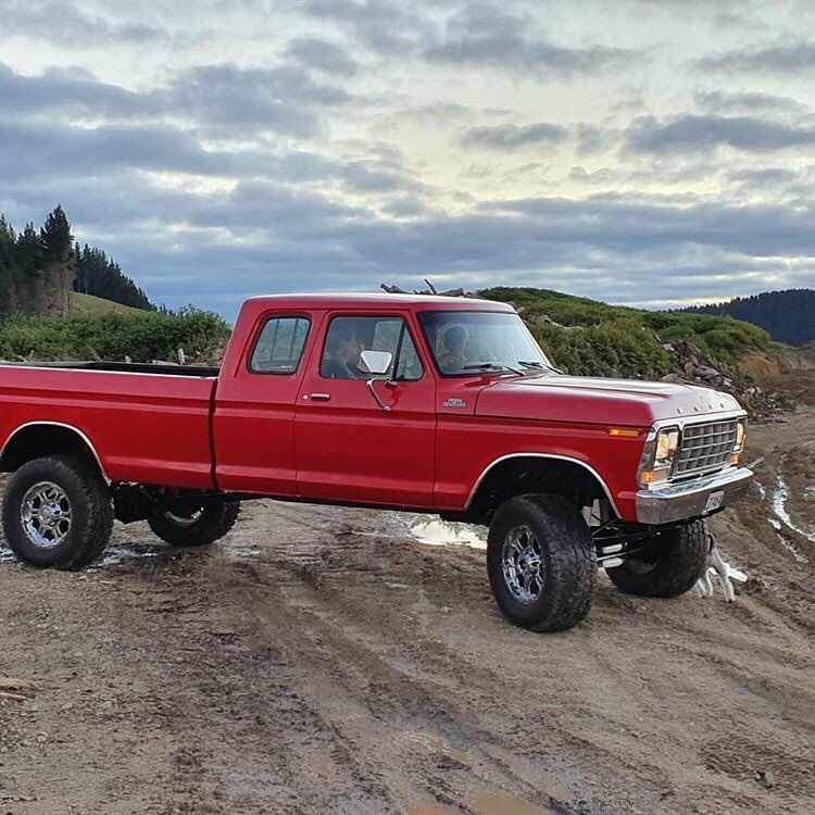 Red 1978 Ford F-250 Crew Cab Built From The Ground Up  13.jpg