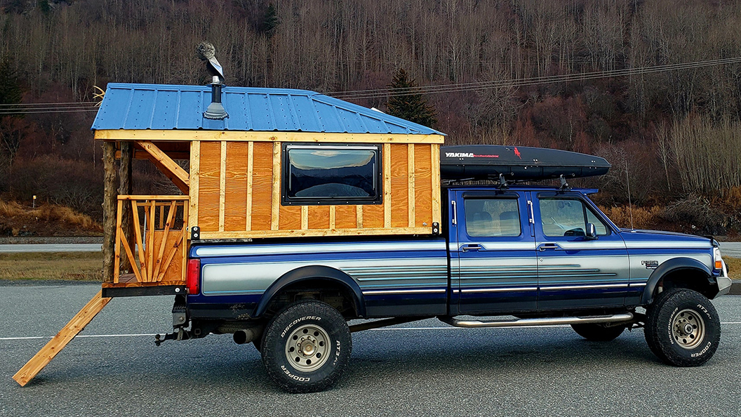 Tiny House Built On Bed Of Ford F350.jpg