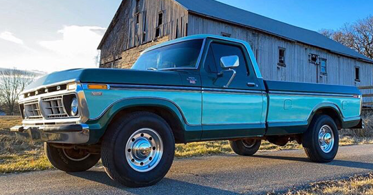 Two Tone Jade 1977 Ford F250 Camper Special With a 460 www.FordDaily.net.jpg