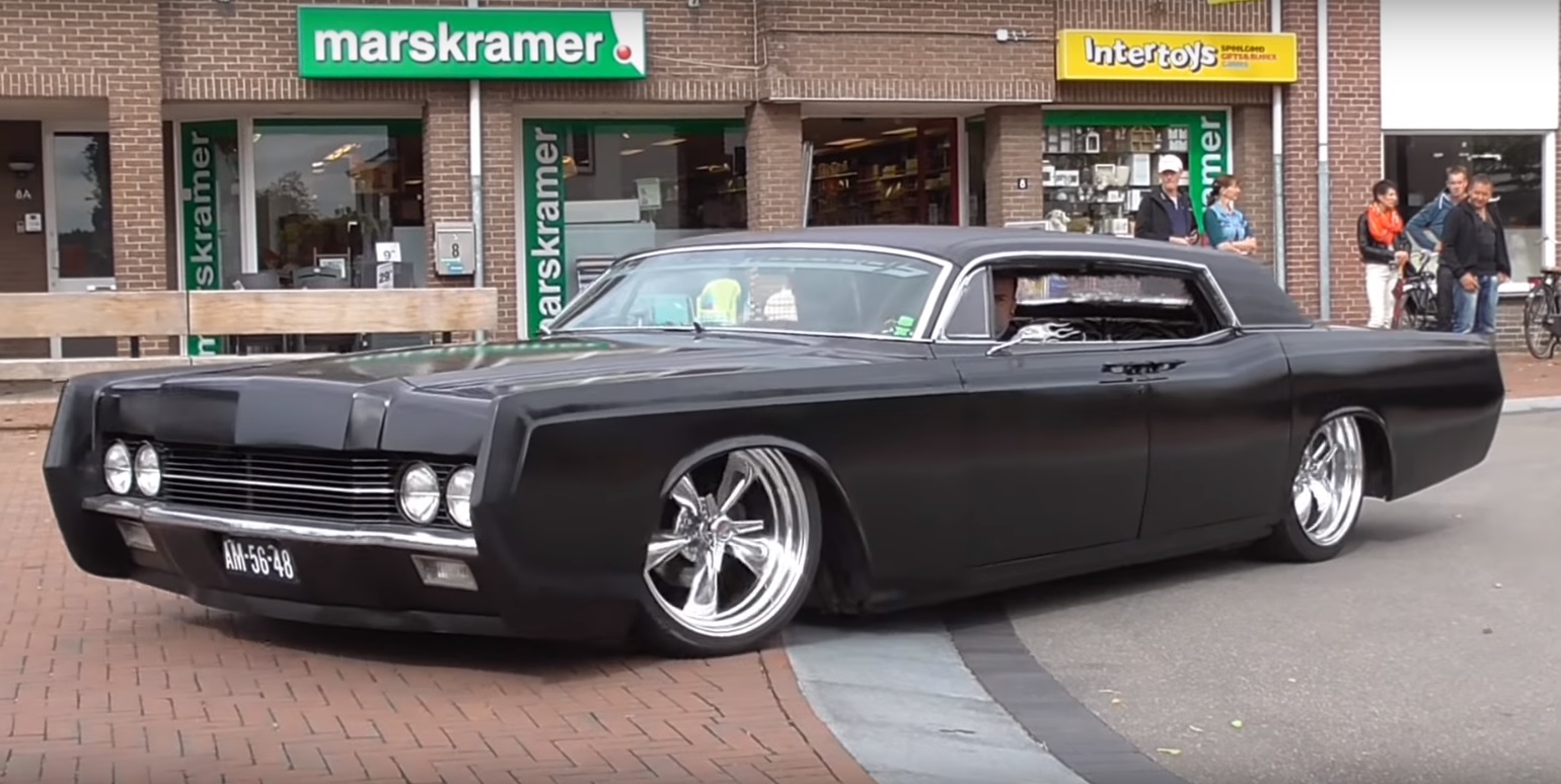 Very Low Lincoln Continental 7.57L V8 Sound and Driving Away.jpg