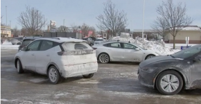 Freezing Chicago Cold Leaves Desperate EV Owners Unable To Charge Their Cars, Sparks Concerns ...png